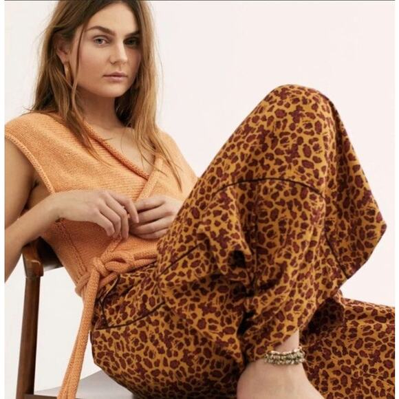 Free People Bennie Wide Legged Animal Print Flowing High Waisted Belted Pants - Picture 7 of 16